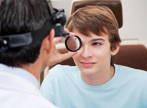 Thuốc bổ mắt nào tốt cho mắt cận thị dùng lâu dài và an toàn 